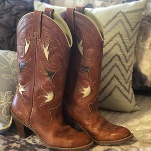Vintage Dingo heeled cowboy boots